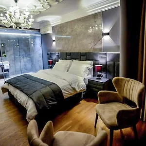 Szálloda Hotel Vila Tirana ***