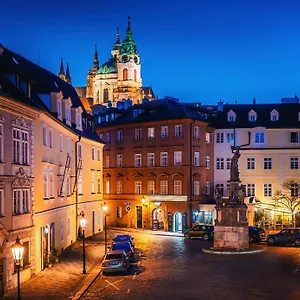 Old Royal Post Boutique & Premium Prag