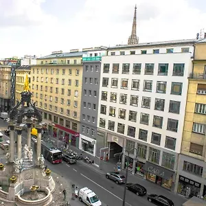 Living Hoher Markt Vienna