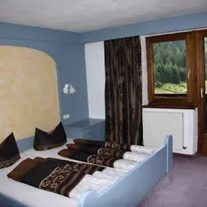 Hotel Fruhstuckspension Carlo Sölden