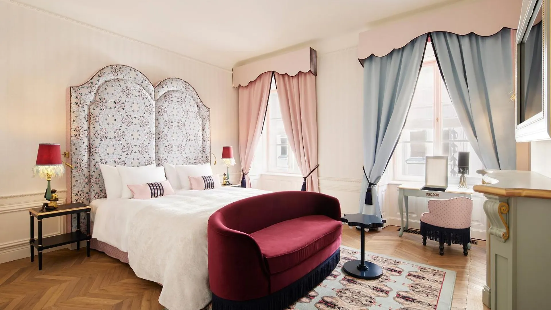 The Leo Grand Hotel Vienna 5*,